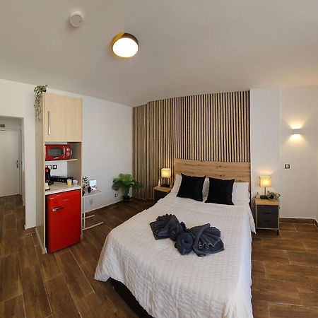 Namaste Modern Elegance City Center Apartment By Namaste Elite Torremolinos Exterior photo